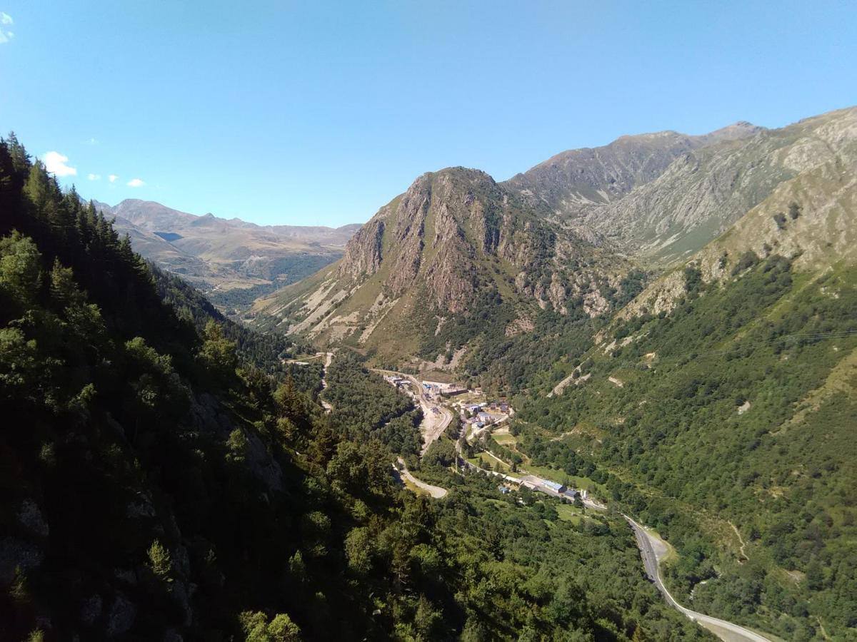 Chalet Bois Au Milieu Des Pyrenees LʼHospitalet-près-lʼAndorre Eksteriør billede